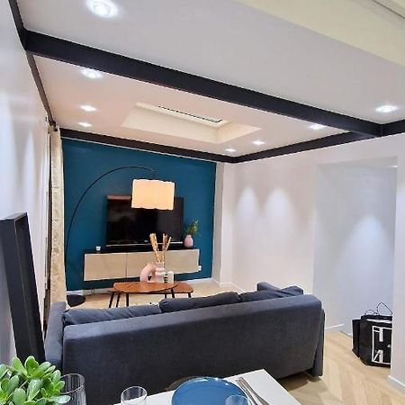 パリLoft De Luxe Tour Eiffelアパートメント エクステリア 写真
