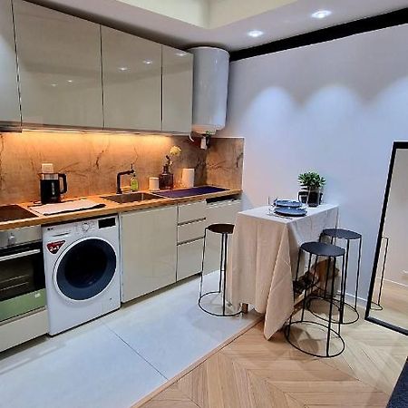 パリLoft De Luxe Tour Eiffelアパートメント エクステリア 写真